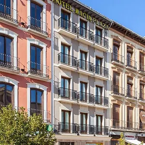 Maciá Plaza España